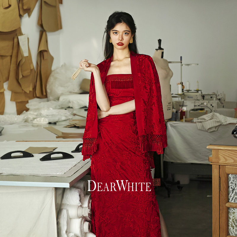 Dearwhite Original Design of the New Chinese-Style Red Toast Dress for the Bride, Engagement Dress