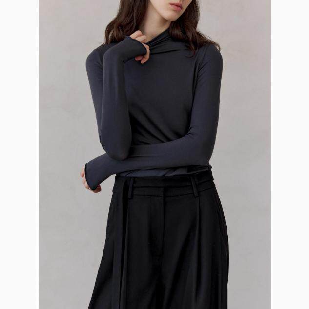 Nude and skin-friendly upgraded version of Meiyabi versatile half turtleneck bottoming shirt for women, just needed for autumn and winter