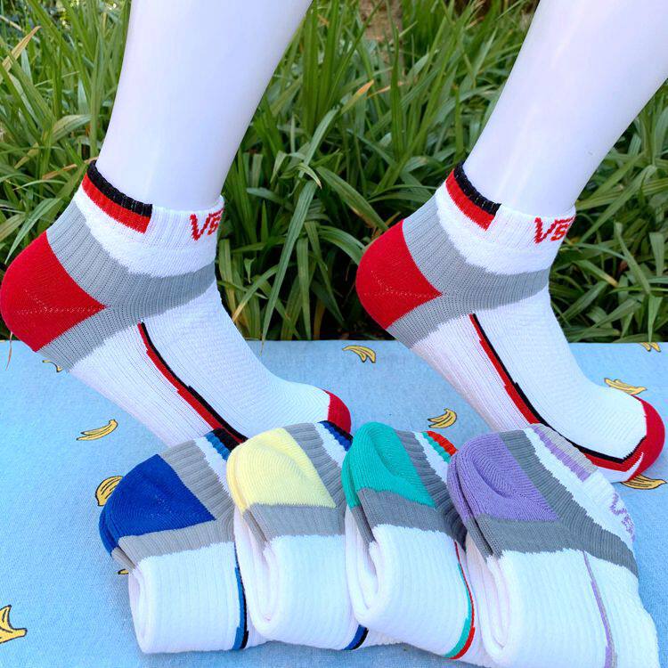 Socks Men Professional Stripes White Parquet Tennis Basketball Socks Sports Sweat and breathable towels Thickened Cotton Short Stocking Socks