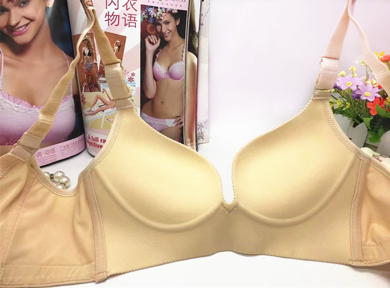 Nhà máy mới Trực tiếp Không có dấu vết không có vành bra Jacquard thu thập điều chỉnh áo ngực tập trung quần lót nữ thun lạnh siêu mỏng