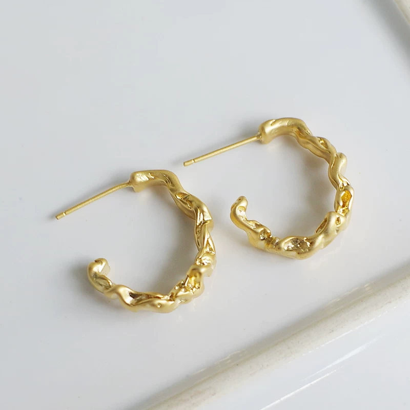 Design earrings, universal accessory, silver 925 sample