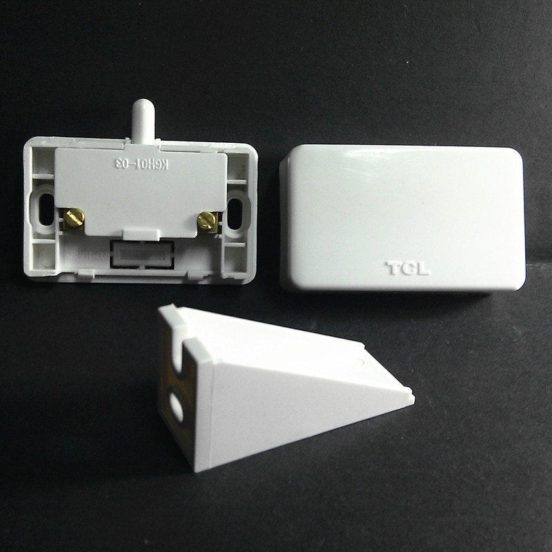 [USD 22.43] TCL Rogeland Wardrobe Switch Auto Light Overall