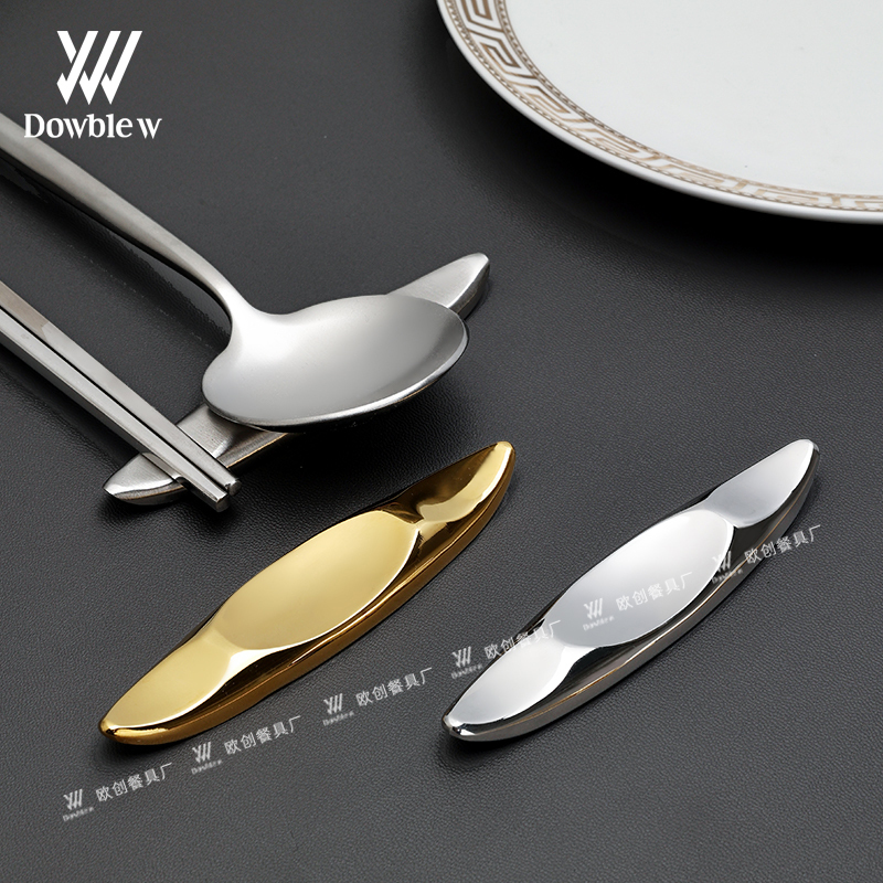 Creative Crescent-Shaped Chopstick Holder, High-End and Stylish Chopstick Rest for Home Use, Exquisite and Advanced 304 Stainless Steel Chopstick Holder