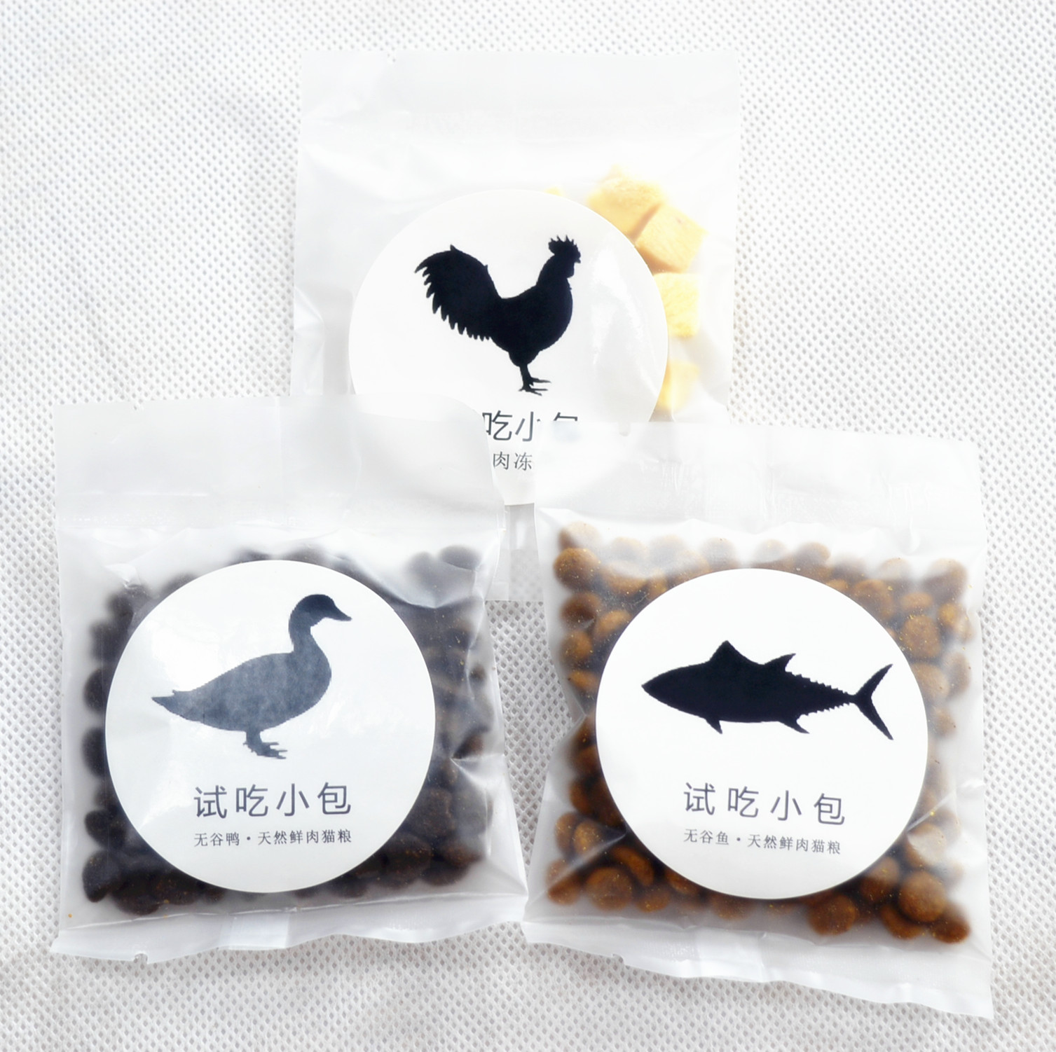 Hãy thử bốn mặt hàng chủ lực cho mèo miễn phí!谷 鸭 猫粮 Cố gắng ăn thịt gà đông lạnh - Cat Staples thức ăn cho mèo me-o có tốt không