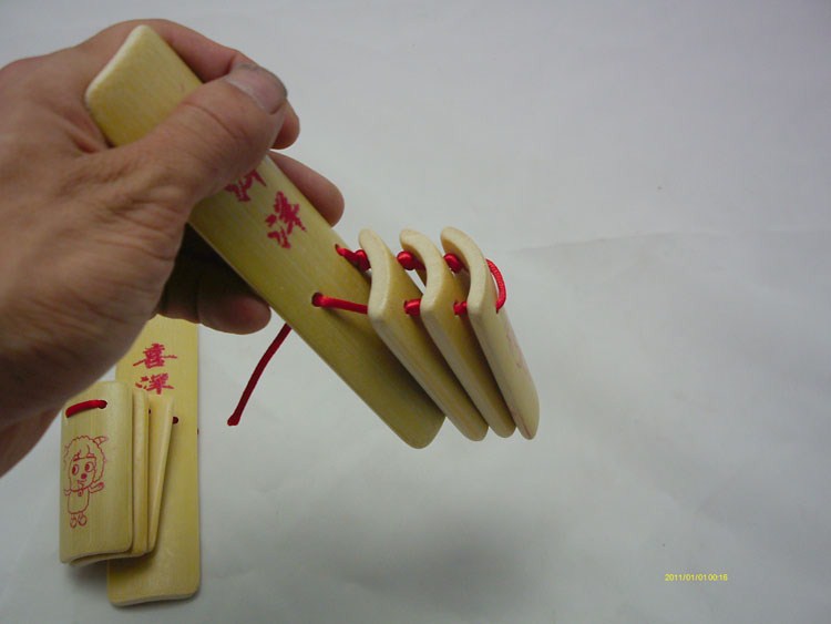 4 gói 9,9 nhân dân tệ, chào đón đồ chơi trẻ em, tre chuyên nghiệp, đồ thủ công, bốn chiếc phao, dụng cụ nhỏ - Nhạc cụ dân tộc cổ cầm và đàn tranh