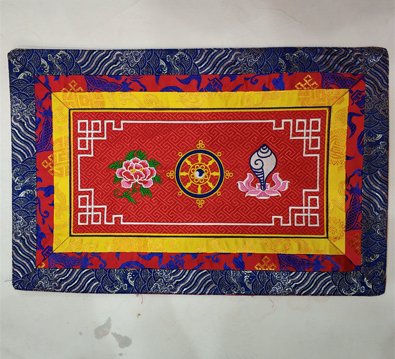 Hidden diamond pestle Pestle Cushion Slip Rat Mat Buddha cushion Embroidery Bell Pestle Mat with Diamond Bell Pestle Mat 46 * 28cm