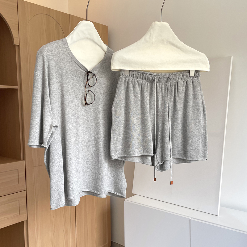 Xishu [Gray Mood] 26 Early Autumn Korean-Style Lazy and Relaxed Gray T-Shirt + Shorts Pure Cotton Knit Set