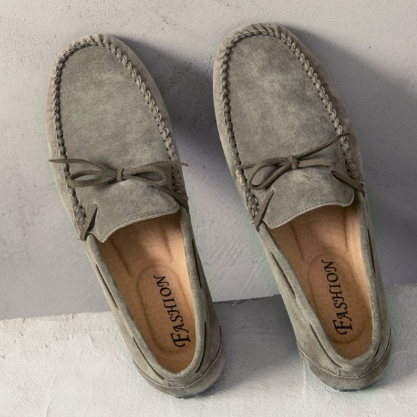 Men's shoes 2022 spring and summer new breathable bean-bean shoes genuine leather Inlan casual treeters Korean version of lazy people driving shoes Chauffaters