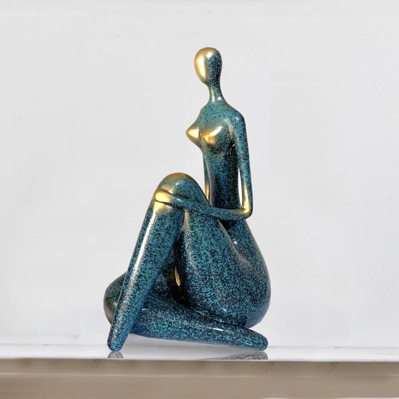 Modern simple abstract beauty characters Lightweight luxury art living room Wine cabinet resin furniture accessories