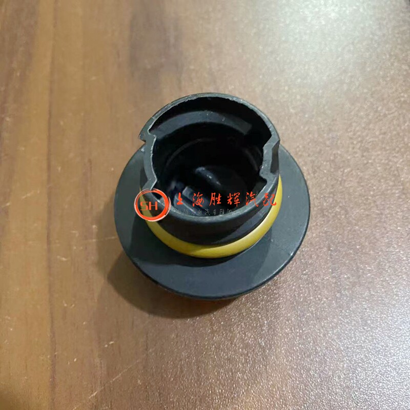 Нефть крышкой 适别克昂科威1.5t2.0t全新君威君越威朗科鲁兹迈锐宝引擎机油盖