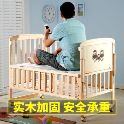 Childrens crib environmentally friendly removable two-story bed with wheels multi-functional cradle splicing small bed log newborn
