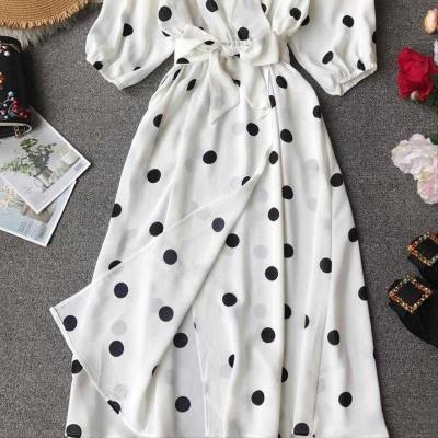 Out-of-the-out sleeves mix with spring foreign dress Women's new wave points 2020 The same summer to increase the elegance pop