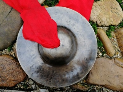 Bronze big hat cymbals gongs cymbals cymbals drum instruments 4-40KYE2cm Sichuan black cymbals large bronze old