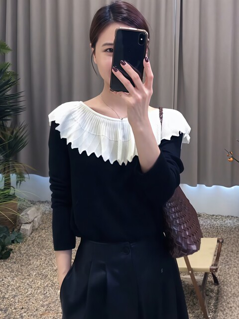 Spring wear ruffled off-shoulder sweater women's 2026 new style unique and beautiful one-shoulder top