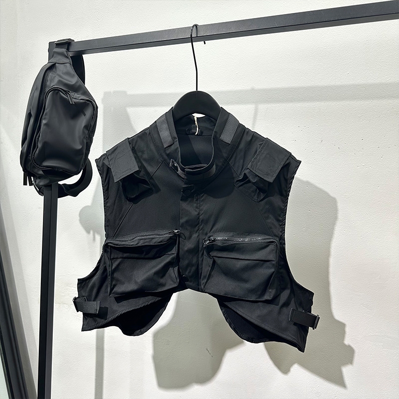 Dark Pioneer Short Workwear Vest Trendy Brand Functional Loose Coated Leather Stage Outfit Vintage Distressed Sleeveless Jacket Dark Pioneer Short Workwear Vest Trendy Brand Functional Loose Coated Leather Stage Outfit Vintage Distressed Sleeveless Jacket
