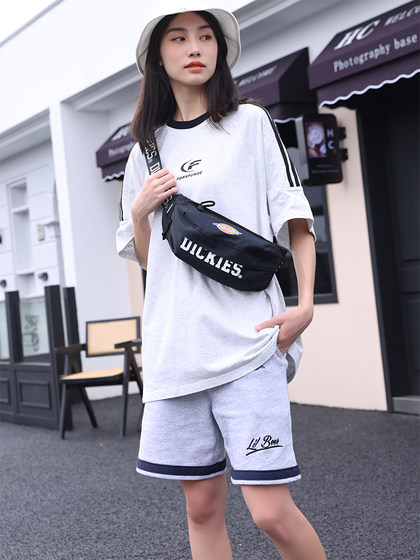 Dickies 더블 로고 허리 가방 캐주얼 스포츠 인쇄 허리 가방 1 숄더 크로스 바디 가방 인쇄 남성과 여자 같은 스타일 유방 가방