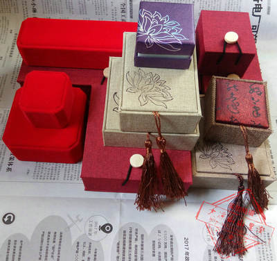 Mouth harp jewelry boxes, bracelets, rings, jewelry boxes, gift boxes, cloth gift boxes and bags are only available for shipment in combination with our store's products