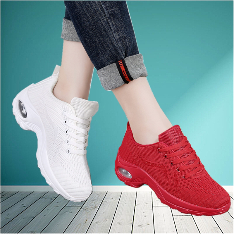 Yang Liping's Fashionable Dance Shoes, Red Square Dance Shoes, Soft-Soled Dance Shoes, Fashionable Sneakers, Mesh Breathable Women's Shoes