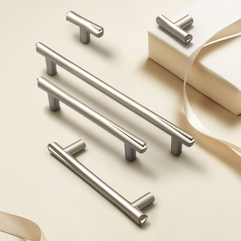 Nordic matte silver overall cabinet handle modern minimalist high-end furniture shoe cabinet drawer wardrobe door handle kitchen