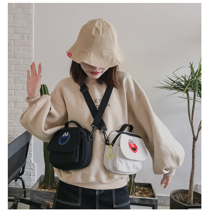 包 mini túi điện thoại di động 2019 mới thêu cá tính siêu lửa vai đơn đeo túi nhỏ - Túi điện thoại túi đeo chéo nữ