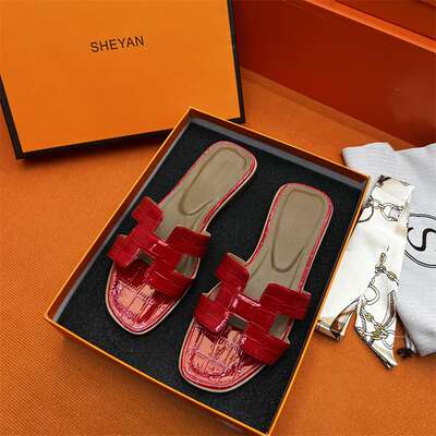 Red flat-bottomed sheepskin style popular women's outerwear anti-slip new summer one-line flip-flops casual beach cool slippers