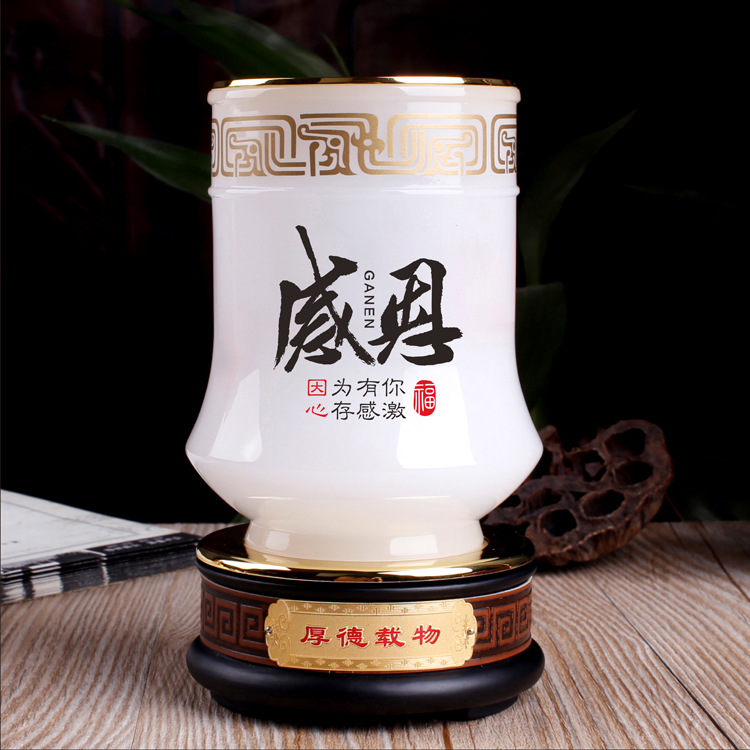 Thanksgiving gifts for teachers to lead customers high-end glazed jade pen holder study office desk practical creative customization