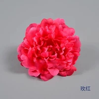 Роза красная