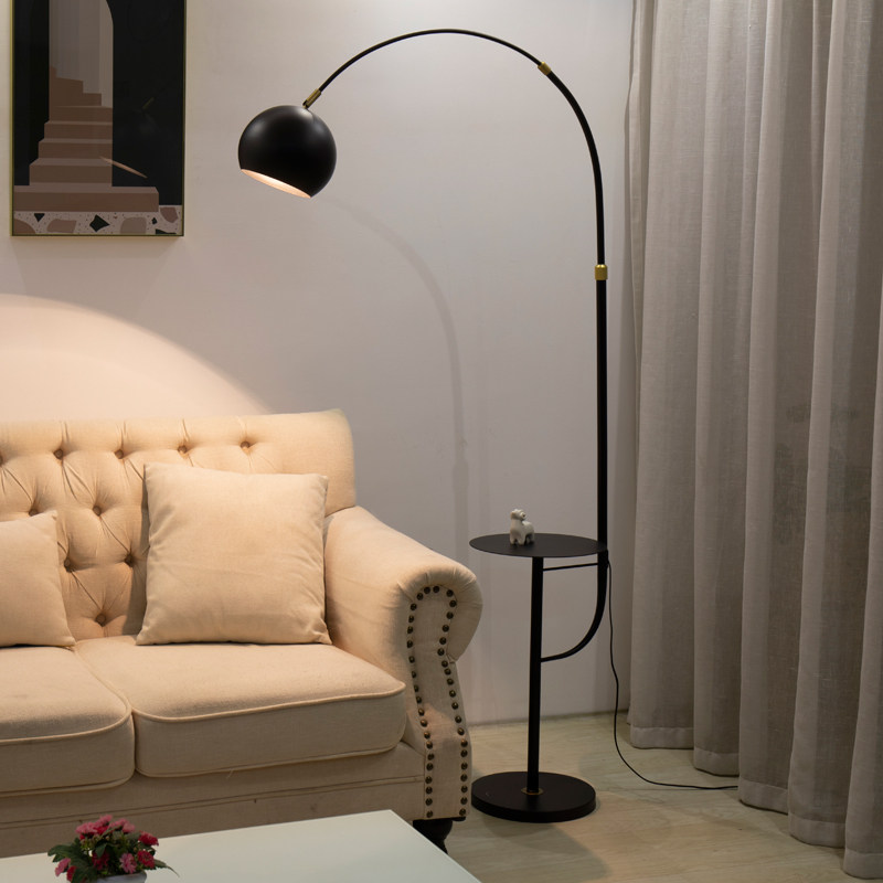 Living room floor lamp simple modern Nordic sofa ins wind coffee table bedside lamp net celebrity vertical floor lamp