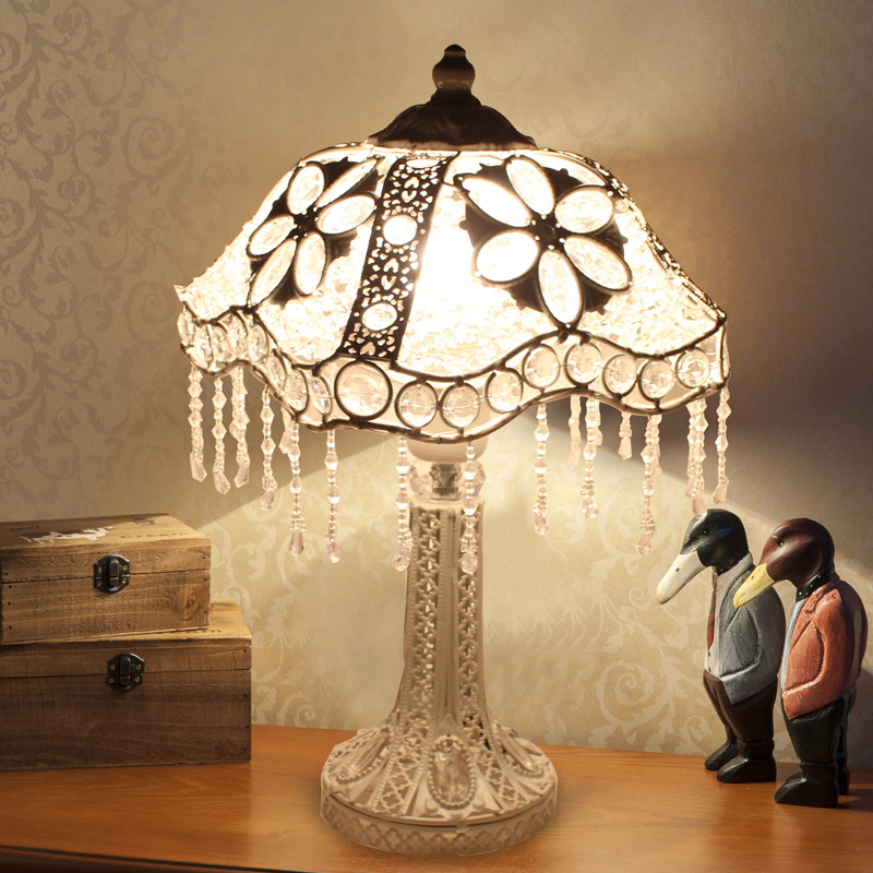 Nordic warm light table lamp modern white minimalist hardcover desktop decorative lamp bedside lamp study sofa creative lamp