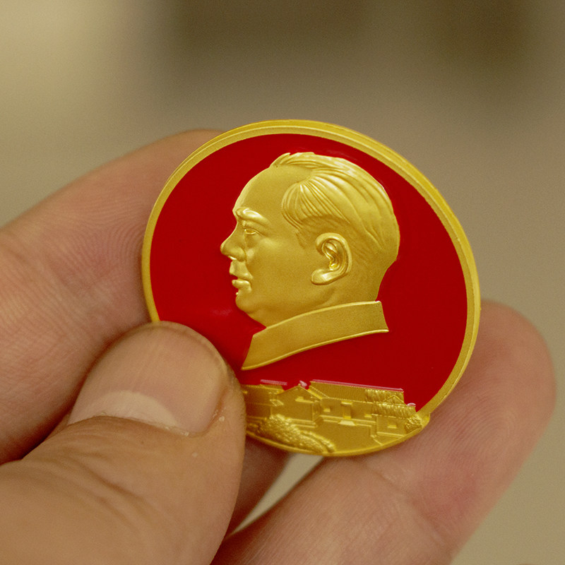 Chairman Mao Mao Like thicken a great man's head chest pin Business conference Memorial Chapter Gift badge