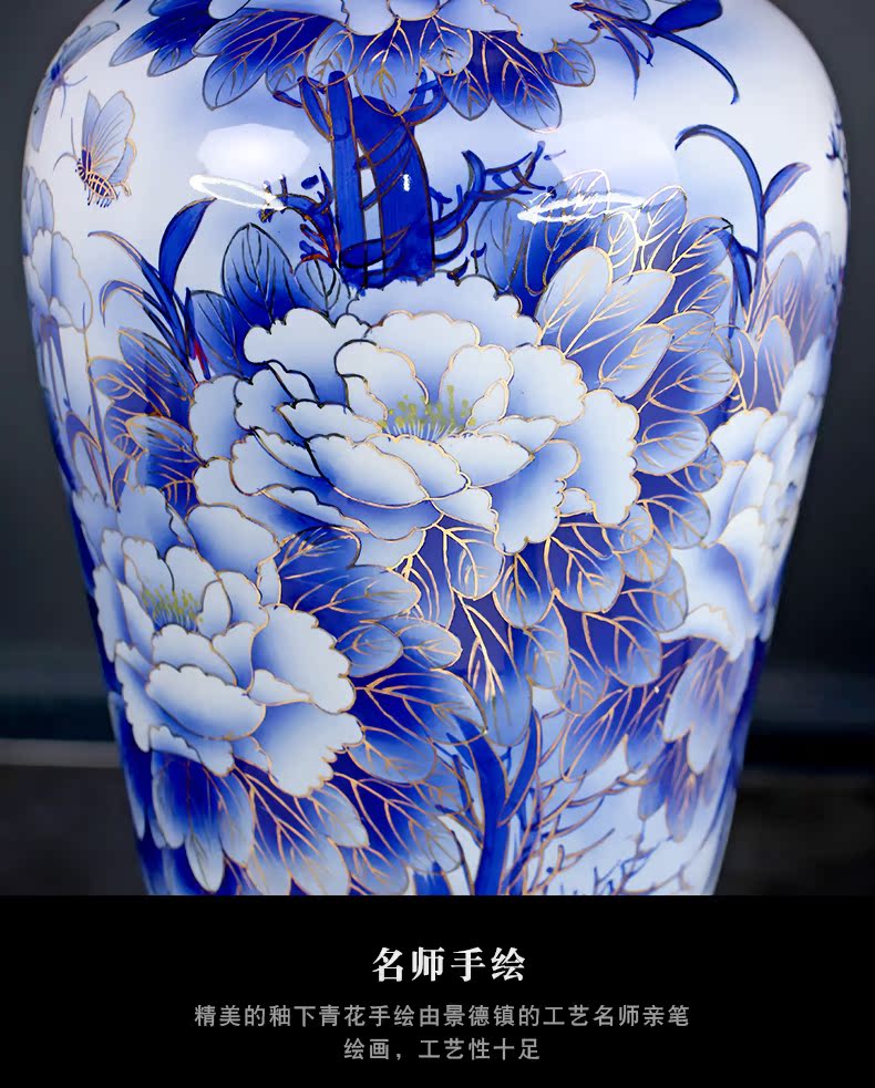 Jingdezhen blue and white porcelain of the big sitting room ground ceramic vase hand - made paint new Chinese style furnishing articles TV box ornaments