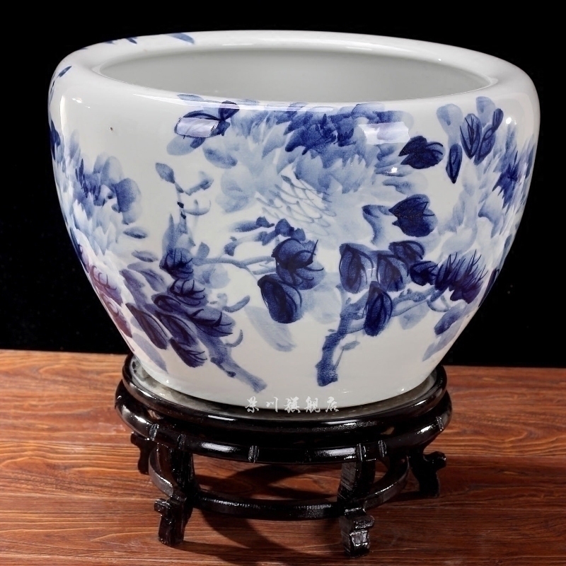 Jingdezhen ceramics brocade carp goldfish bowl of blue and white porcelain peony water lily lotus tortoise cylinder household adornment furnishing articles