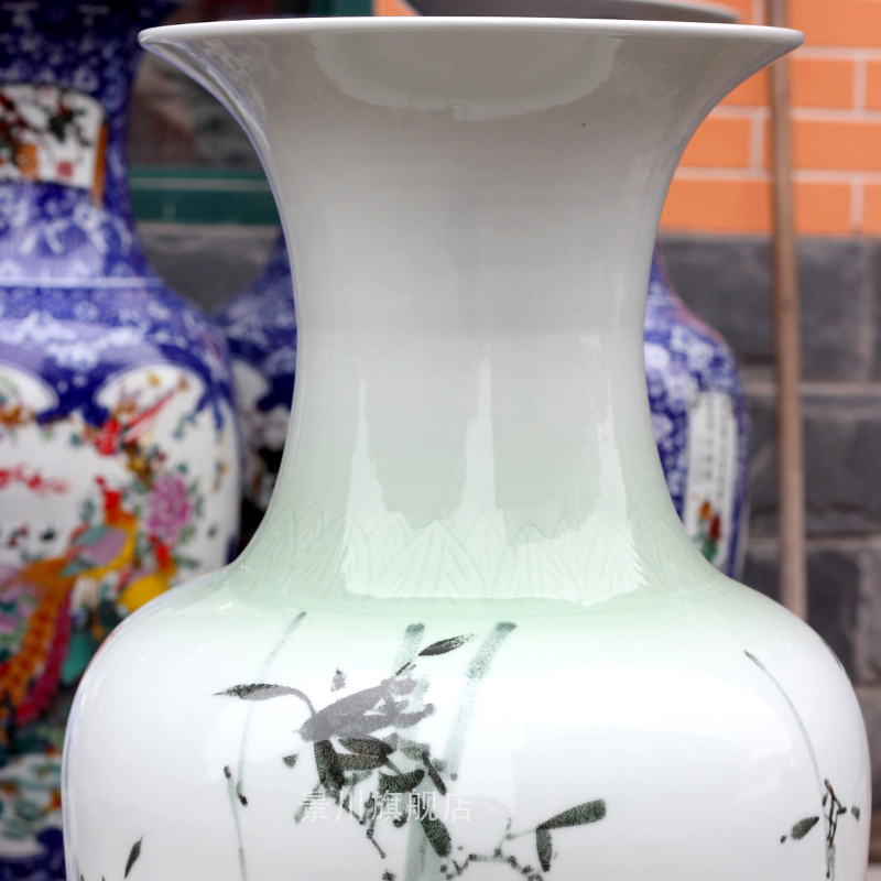 Jingdezhen ceramics hand - made color grape bamboo home sitting room 1 meter landing big vase decoration furnishing articles