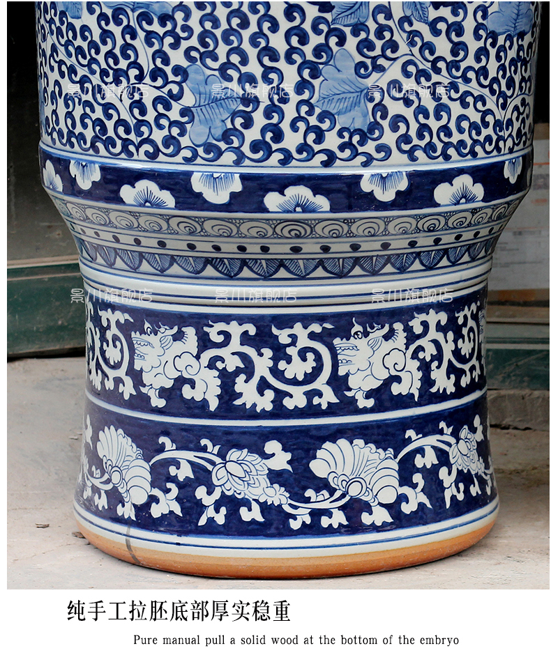 Jingdezhen ceramic of large vases, sitting room of Chinese style household furnishing articles hand - made of blue and white porcelain lotus flower vase of porcelain of admiralty