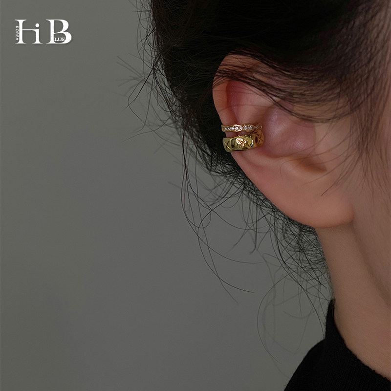 High level Sensation Niche Ear Clip Women Without Earbuts Spring Summer Temperament Style Retro Style 2022 New Tide Design Sensational Ear Accessories