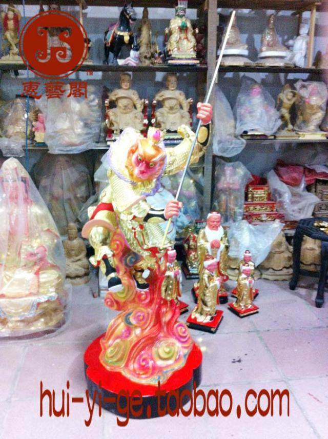 Wood carving Monkey King, Monkey King, lacquer line carving god statue, camphor wood carving 128 cm