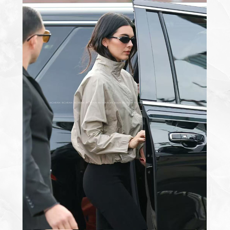 Kendall Jenner Style Stand Collar Zipper Loose Fashion Solid Color Windbreaker Jacket High-End Versatile Short Top for Women Kendall Jenner Style Stand Collar Zipper Loose Fashion Solid Color Windbreaker Jacket High-End Versatile Short Top for Women