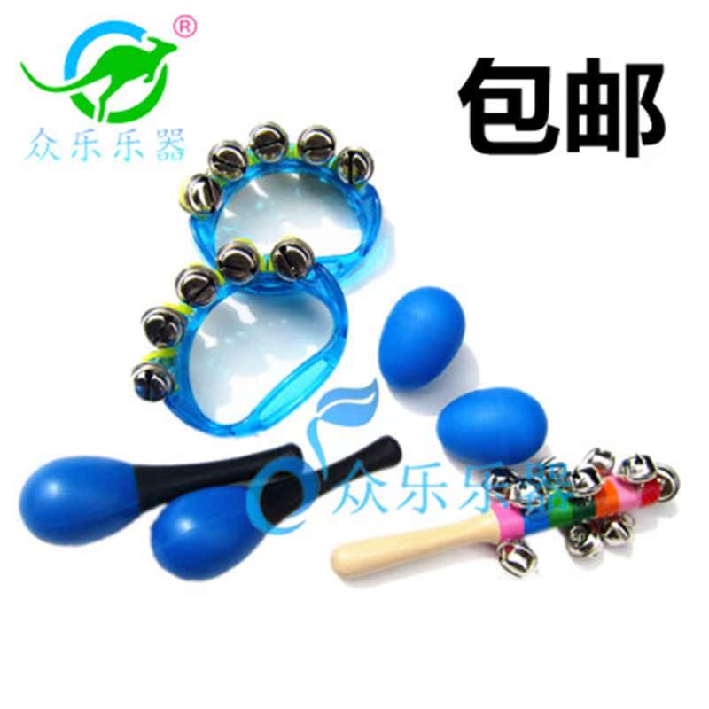 Sha búa bé 0-6 tháng tay cầm đồ chơi màu đỏ đuổi theo sau khi bé sơ sinh cầm đồ chơi rầm rộ 0-1 tuổi đồ chơi giáo dục sớm