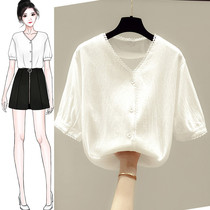 Short sleeve t-shirt women loose thin 2021 summer new Korean version of V neck chiffon design sense niche foreign style coat tide