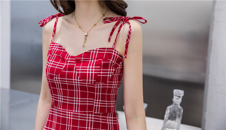 VK旗艦店 韓國風名媛性感格紋系帶緊身細肩帶無袖洋裝