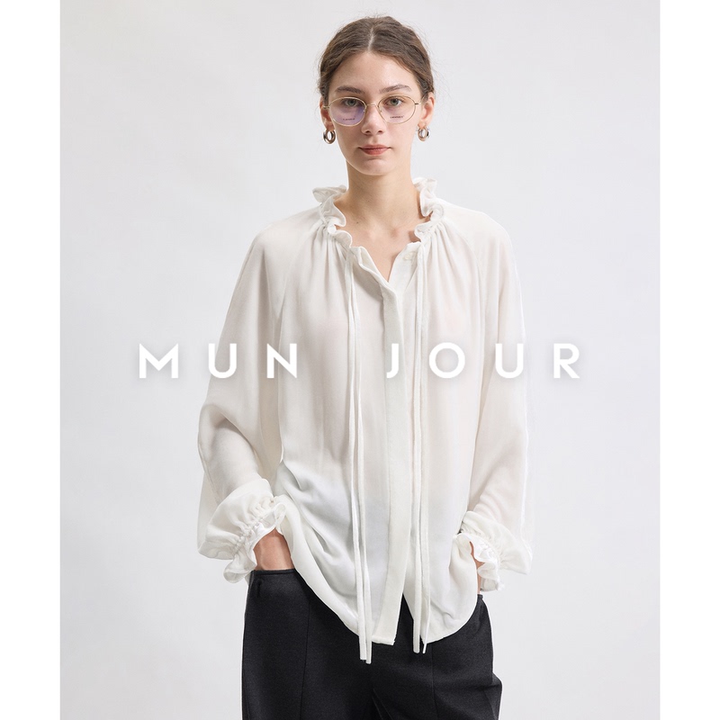 Flowing Silk Velvet French Classical Elegant Ruffled Loose Relaxed Raglan Sleeve Tie-Up Shirt Flowing Silk Velvet French Classical Elegant Ruffled Loose Relaxed Raglan Sleeve Tie-Up Shirt