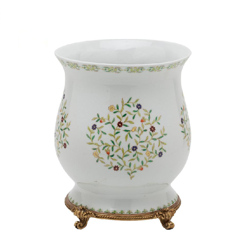 European-style trash cans, American-style storage jars, French-style wastebaskets, flower pots, villas, luxury soft decorations, living room storage ornaments