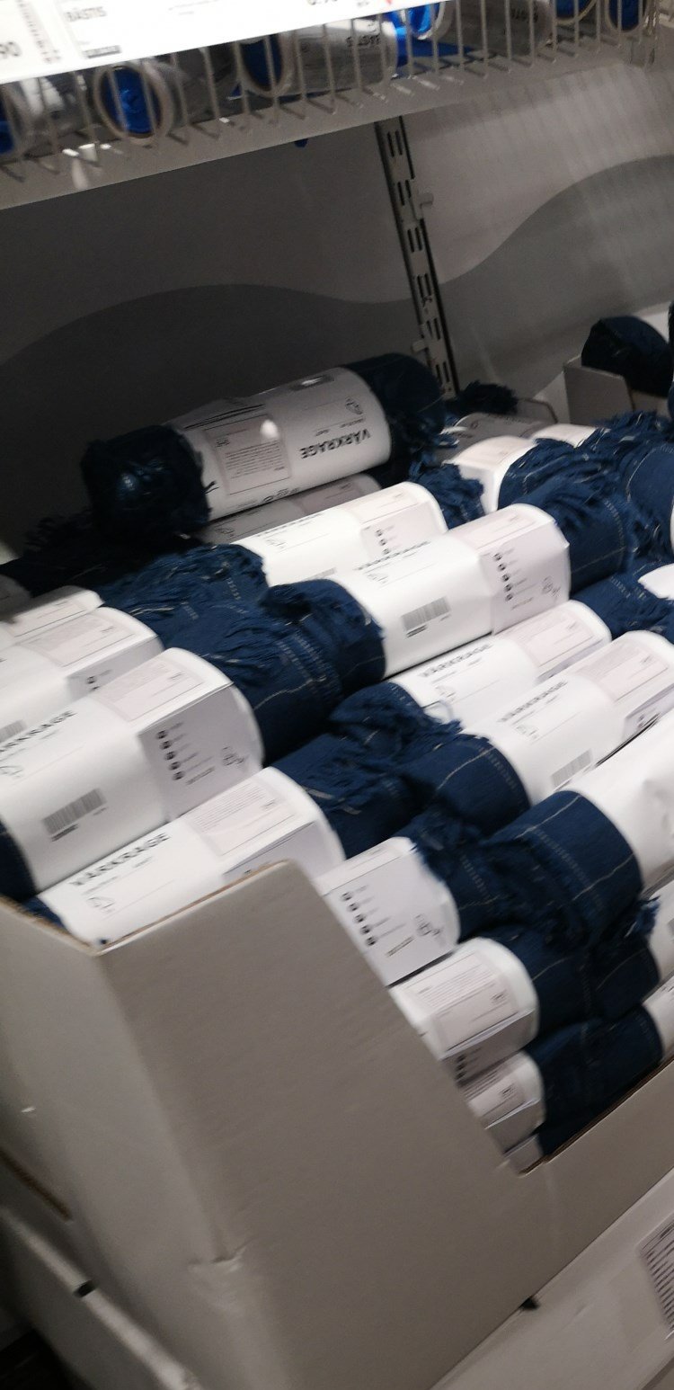 IKEA Walkerlog chăn giải trí màu xanh chăn Bắc Âu chăn đầu gối mùa xuân và mùa hè đơn đôi chăn mỏng - Ném / Chăn mền lông cừu cho bé