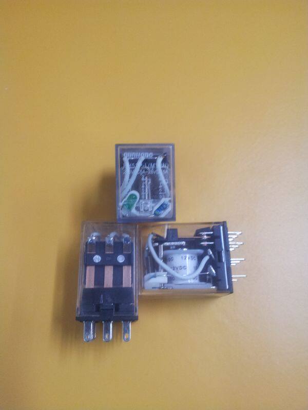 HH53P-L AC220V MY3 MY3N-J Shanghai Qunhong with light intermediate small relay factory direct sales