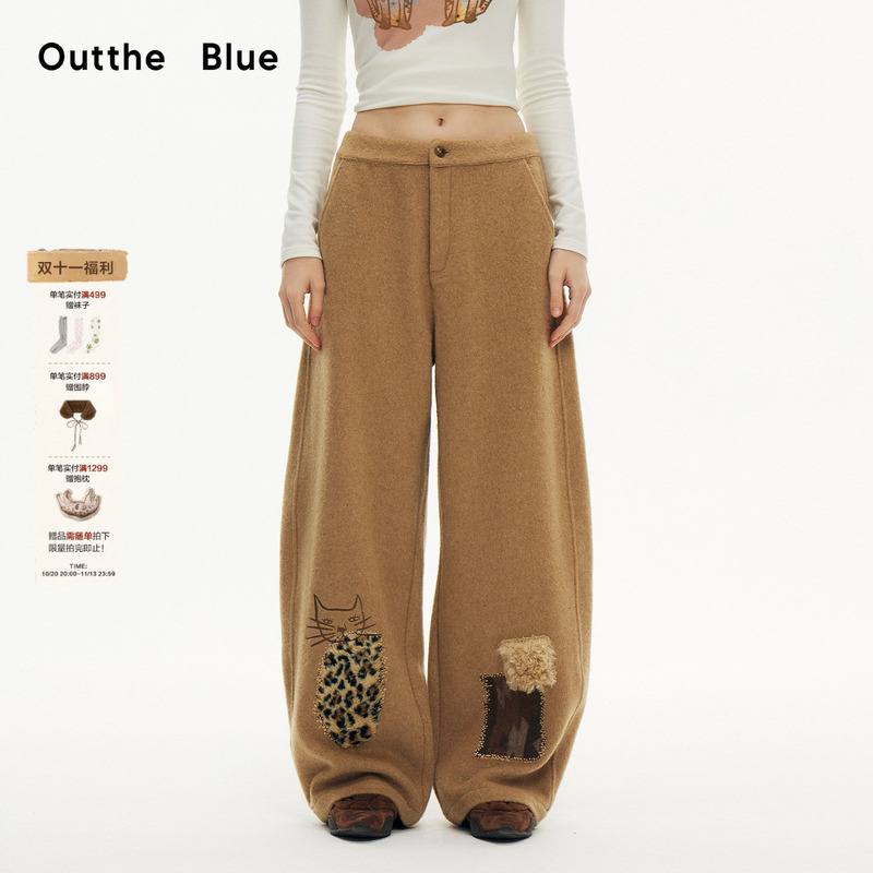 Outthe Blue【Chen Duling's Style】Winter Wool Cat Patch Embroidered Scimitar Woolen Casual Pants for Women