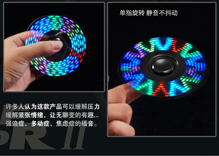 Ba ngón tay con quay hồi chuyển nhẹ hơn USB sạc vonfram tơ thuốc lá sáng tạo xoay nhiều màu sắc ánh sáng tùy chỉnh hộp quẹt diêm