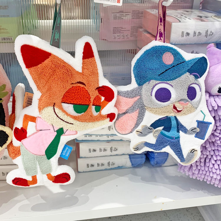Miniso Zootopia Series Special-Shaped Hand Towels Nick Judy Style Hanging Absorbent Handkerchief
