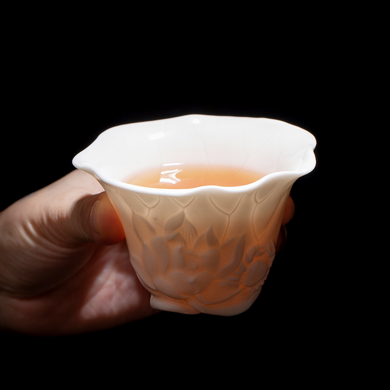 Mo Xiu Yuan Zhuang Xiaoyang Handmade Dehua White Porcelain Tea Cup Ceramic Tasting Cup Children's Red Personal Cup Gift Host Cup