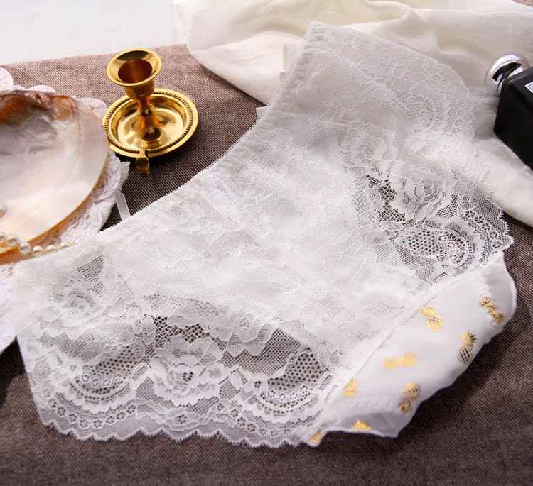 Quạt vàng in nóng dập dứa retro ren eo thấp tam giác kích thước lớn đồ lót nữ 085 quần lót siêu mỏng nam 