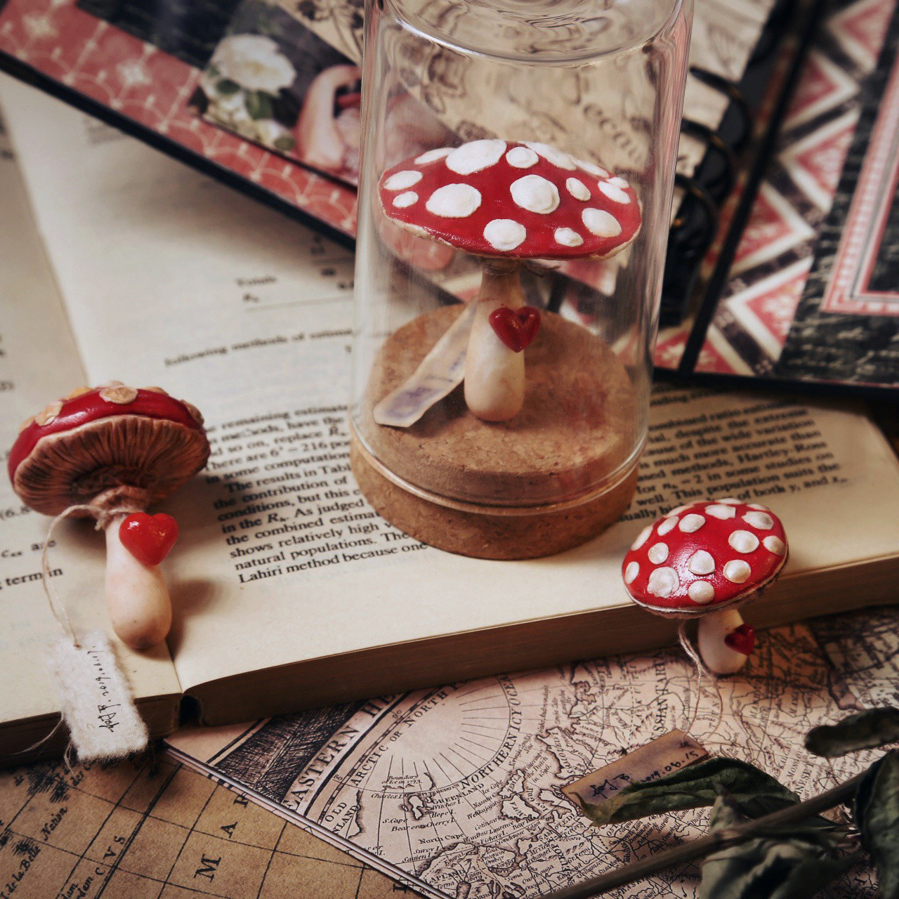 毒蠅傘蘑菇孢子林地紅色桌布圖片免費下載- Pngtree, image size:1280x1280